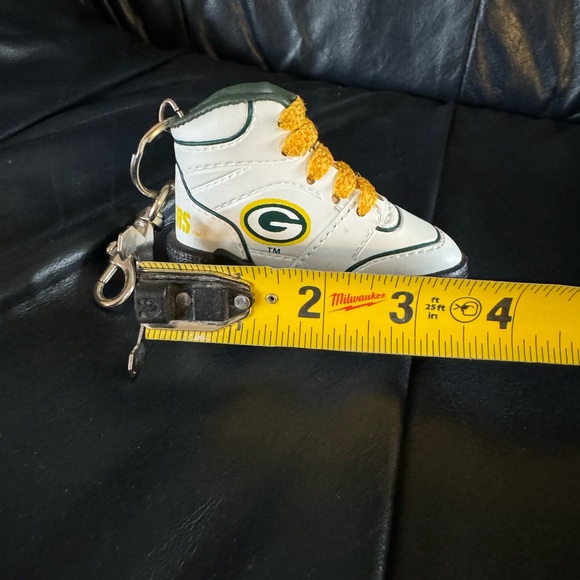 Green Bay Packer key chain shoe - Picture 1 of 6